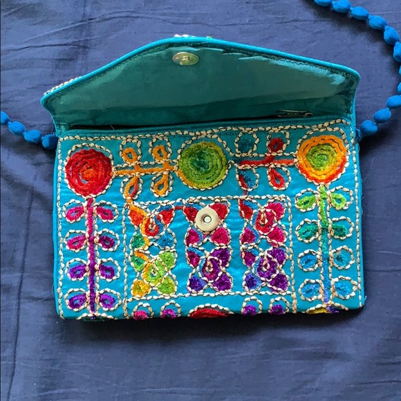 Handmade, Colorful Indian Clutch with Elephant - Picture 3 of 6